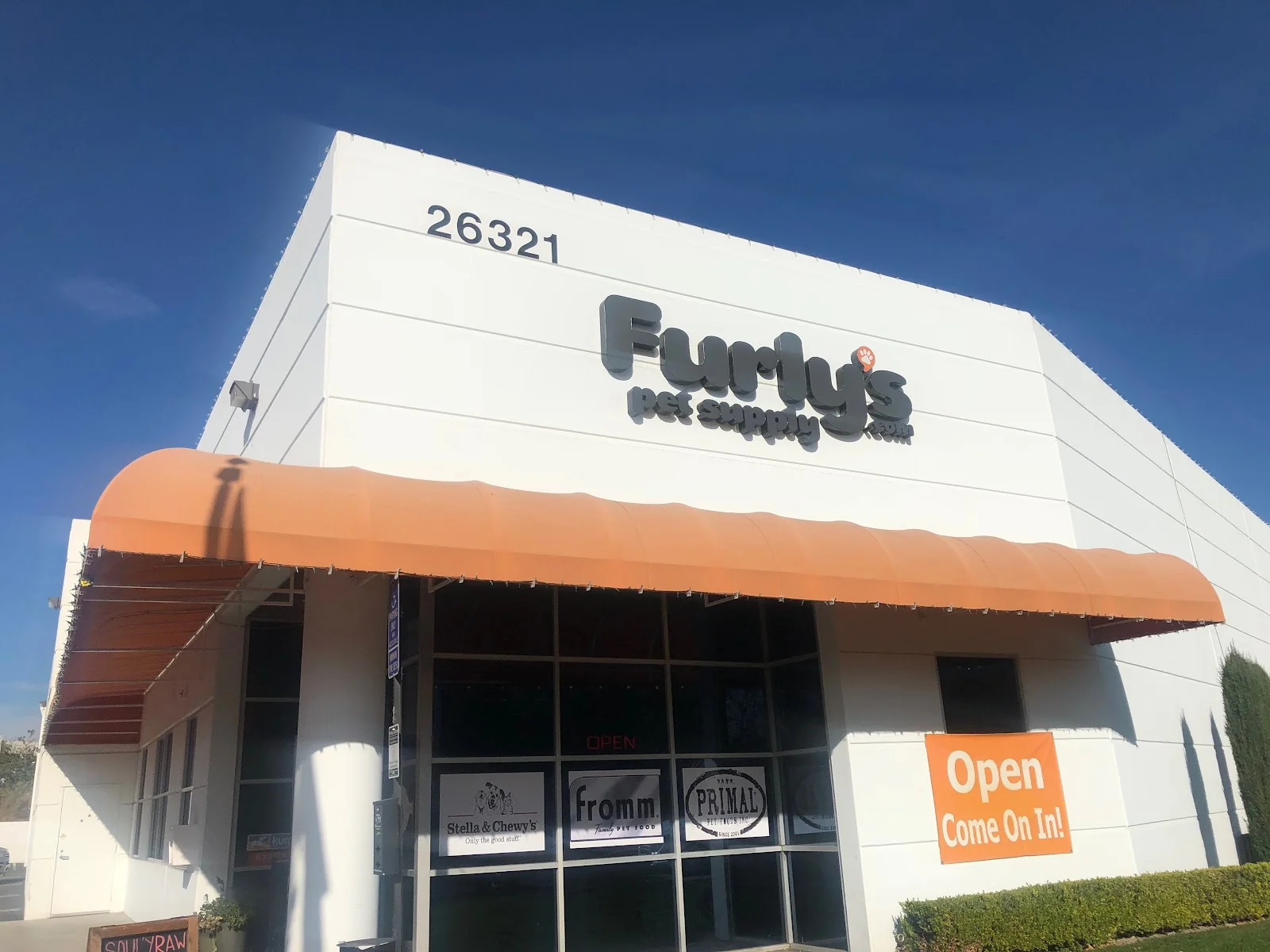 Furly's Pet Supply — Pet Supplies & More in Lake Forest, CA