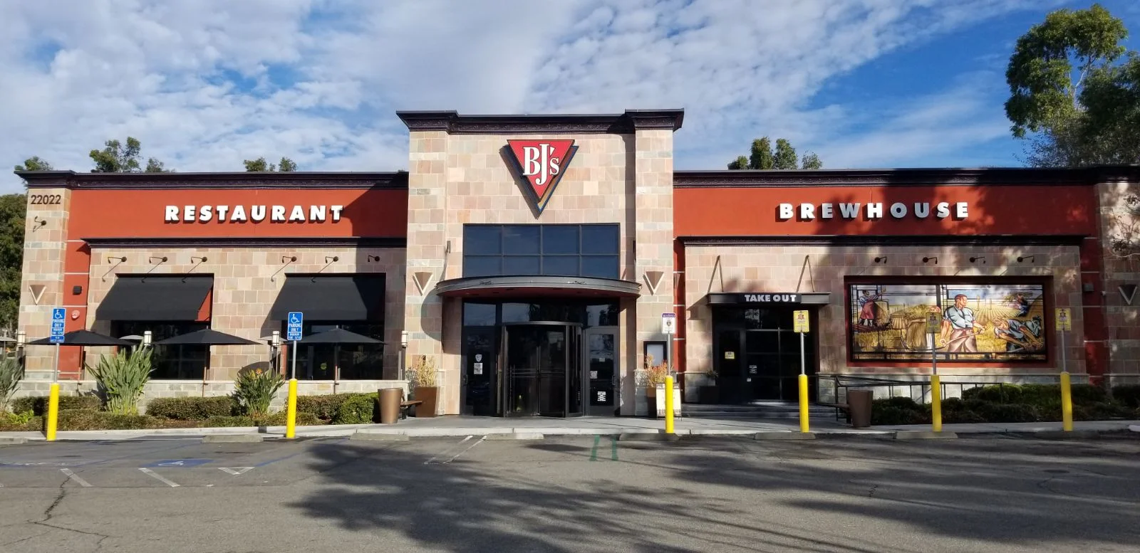 BJ's Restaurant & Brewhouse — Restaurants in Rancho Santa Margarita, CA